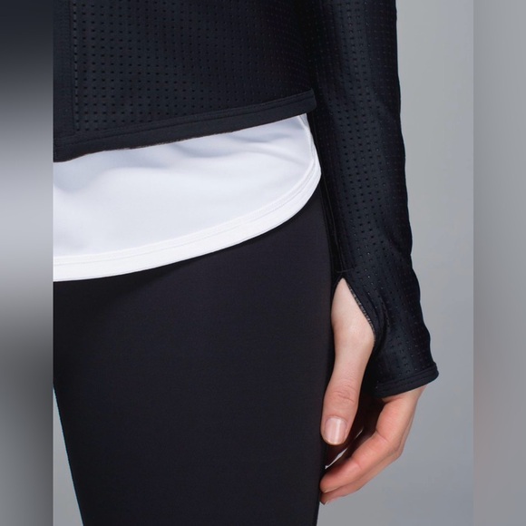 Lululemon Reversible Find Your Bliss Jacket Heathered Black - Picture 7 of 15